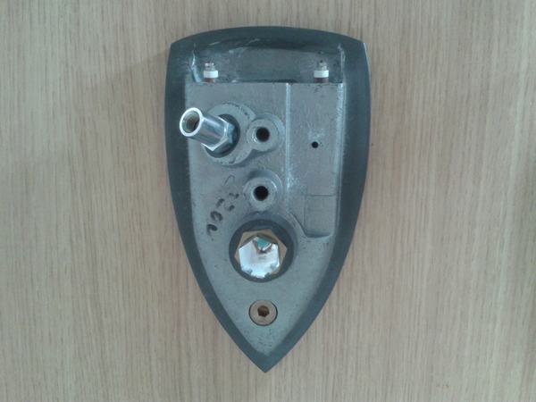 電燙斗-重力鑄造-3